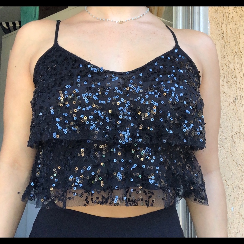 Sequin black top